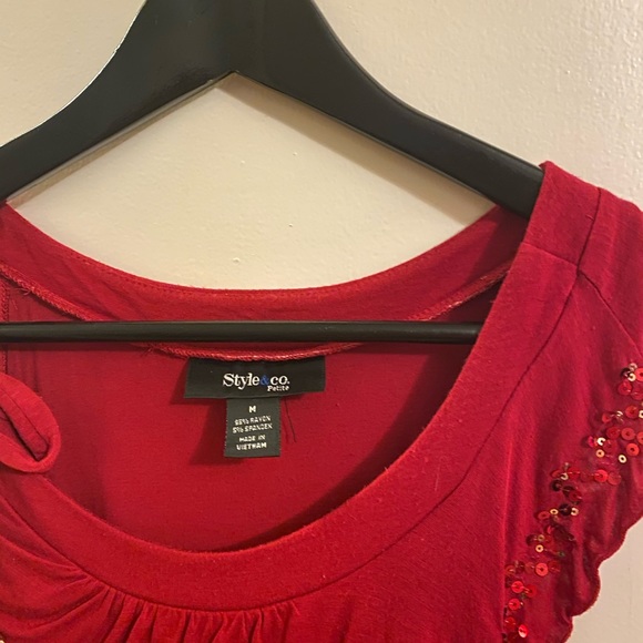 Style and Co red top with sequins - Picture 3 of 4